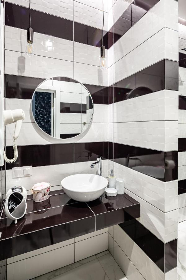 Bv Apartments Art Deco Lviv Bagian luar foto