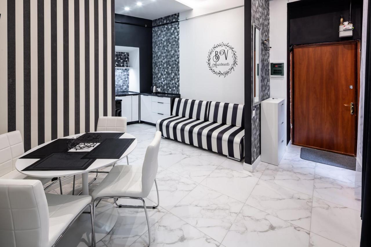 Bv Apartments Art Deco Lviv Bagian luar foto